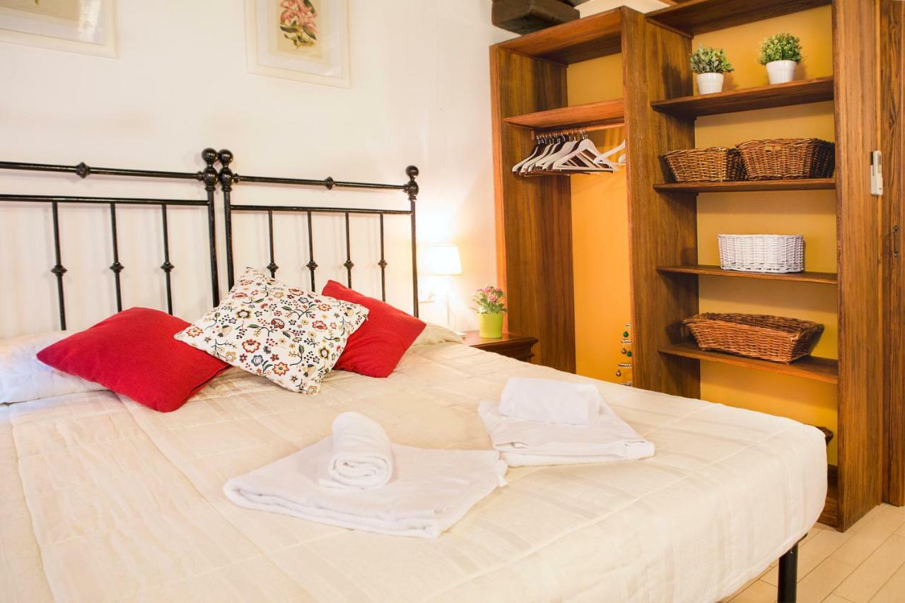 Art Apartment Vicolo Del Panico فلورنس المظهر الخارجي الصورة
