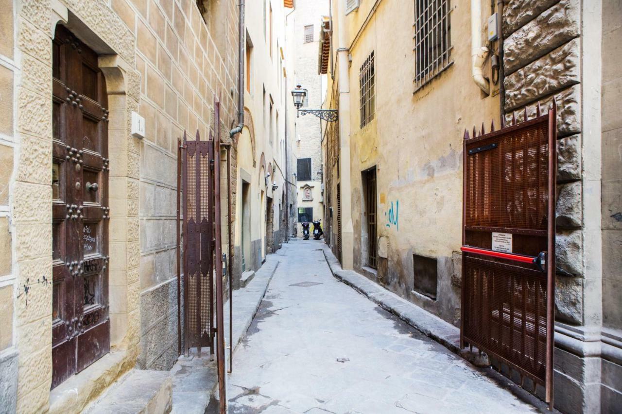 Art Apartment Vicolo Del Panico فلورنس المظهر الخارجي الصورة